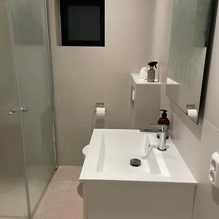 Peaceful In A Modern And Comfortable Kwatera prywatna Asker